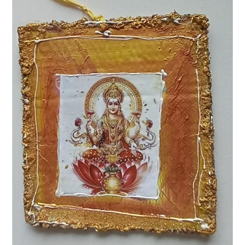 Lakshmi gold 18 x 16 cm