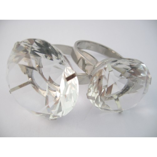 Dekorativni kristalni prstan diamant 5 cm