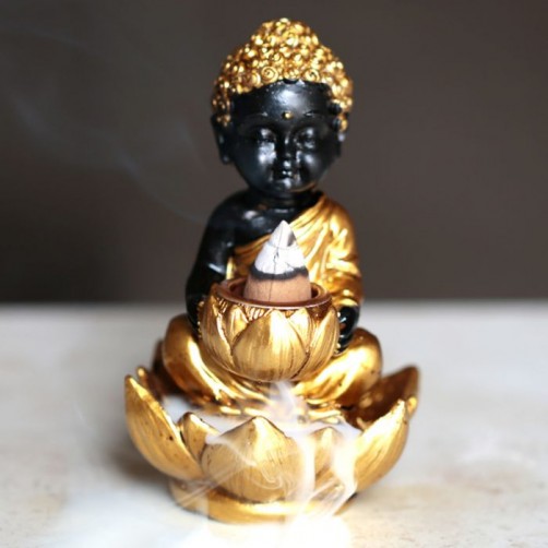 Dimna fontana za dišeče stožce Buda na lotusu, zlatočrn