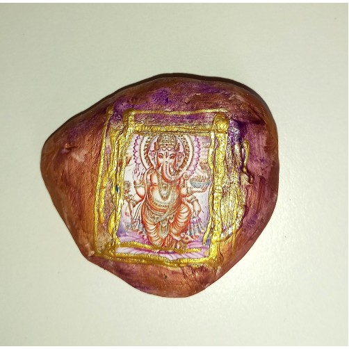 Ganesh, kamen sreče v darilni škatli