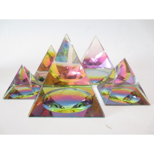 Mistična piramida 7 x 7 cm