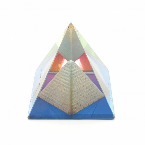 Piramida v piramidi 4 x 4 cm