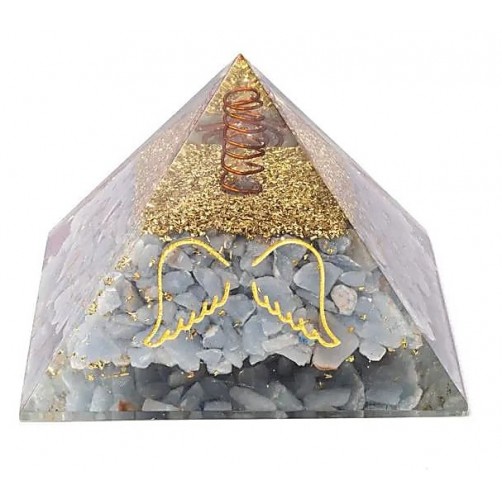 Orgonit, piramida, angelit in simbol angelskih kril