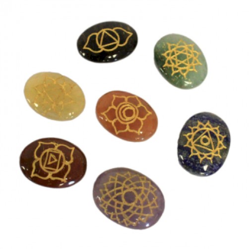 Čakra kristali, ovalni, z vgraviranimi simboli v ezoterični vrečki