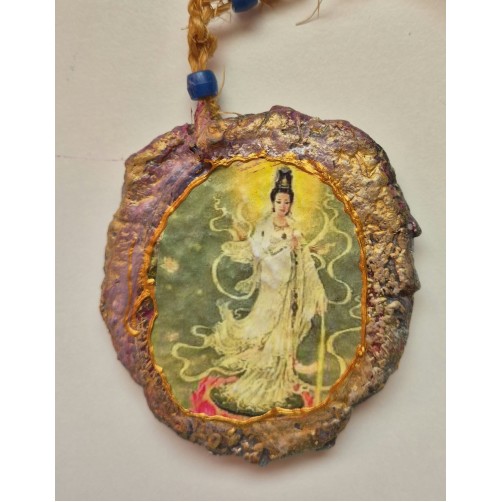 Kuan Yin, dotik sočutja in miru, 8 cm