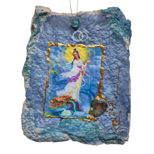 Kuan Yin, budistična boginja z zmajem